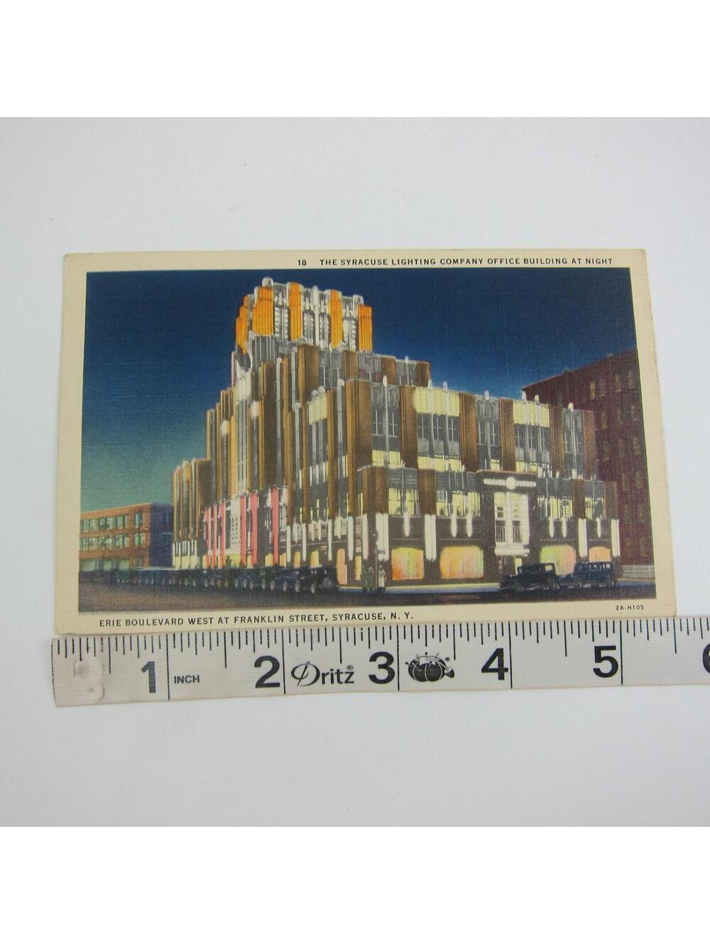 Linen Postcard New York Syracuse Lighting Company Building at Night Vintage 1940 - Picture 5 of 12
